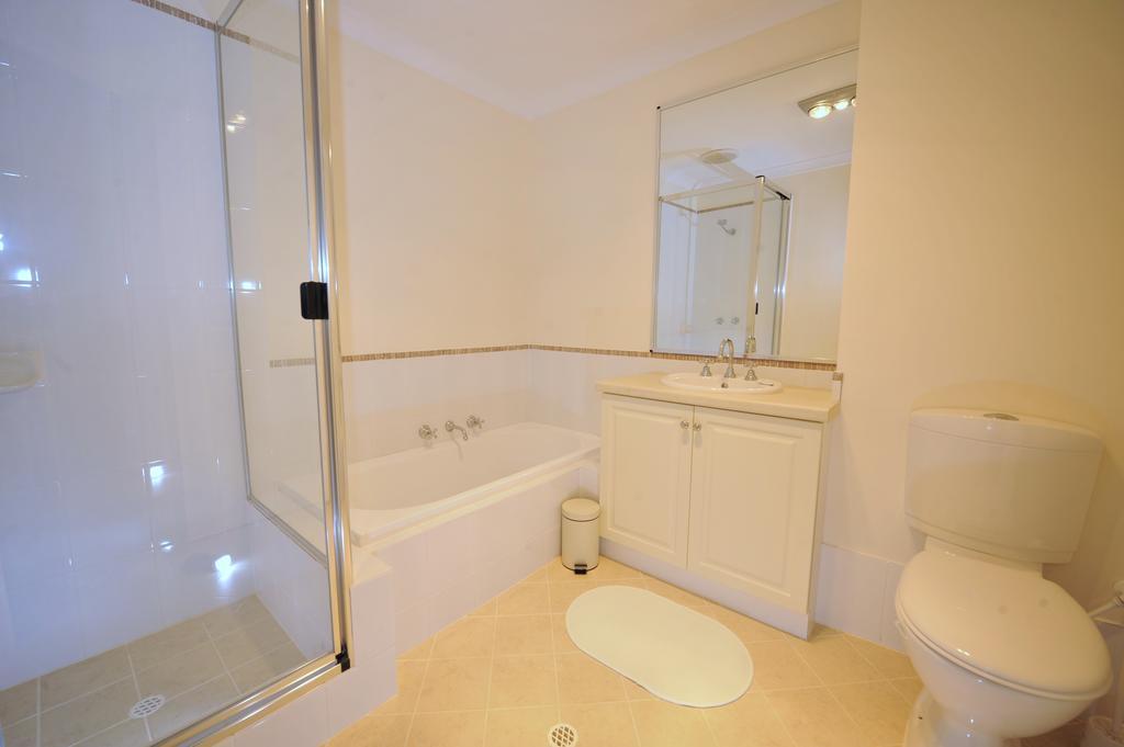Palm Beach Manor Rockingham Extérieur photo