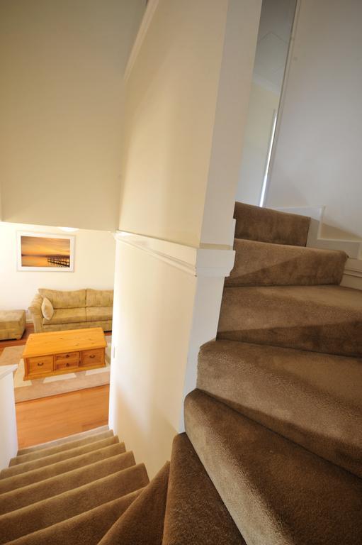 Palm Beach Manor Rockingham Extérieur photo